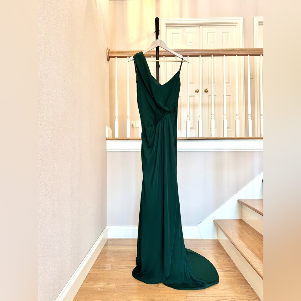 SAMPLE | Haute Hippie | Rosin Grecian One Shoulder Gown | Silk Green | Small - Picture 3 of 9